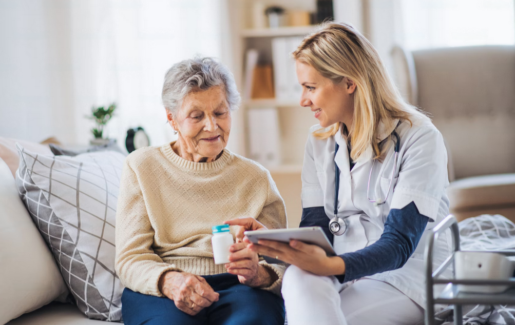 personne malade avec couverture lestée offerte 